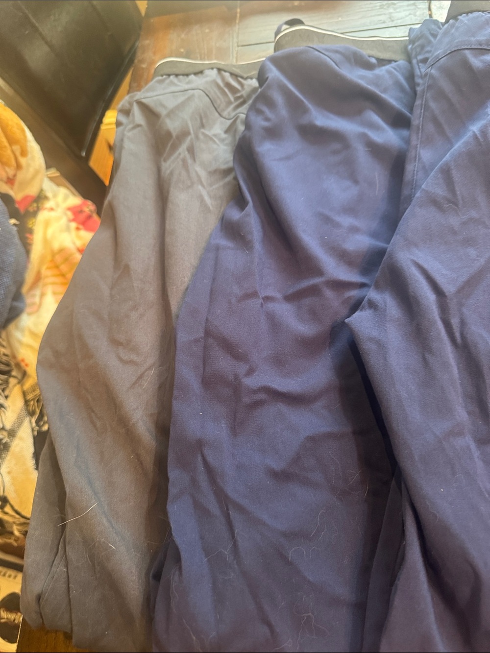 Lot of womens Greys anatomy scrub pants,size medium, style GRSP500 - Picture 4 of 4